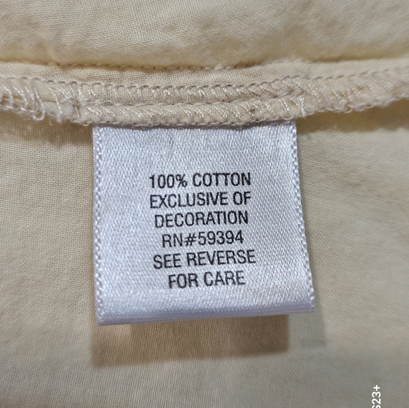 Vintage Medium Cream Top - Picture 3 of 7